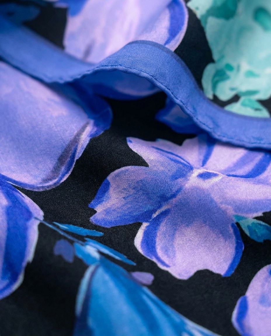Lily Design Hijab - Night Blue view 4