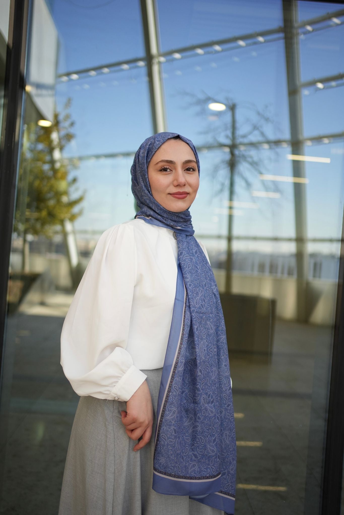 Scheherazade Hijab-Indigo view 3