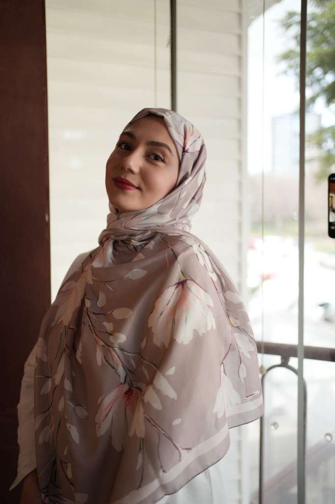 Silk Garden Hijab-Toupe scarf