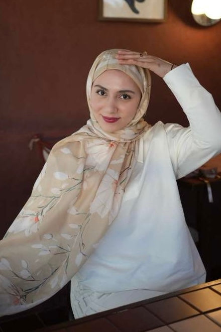 Silk Garden Hijab-Vanilla scarf